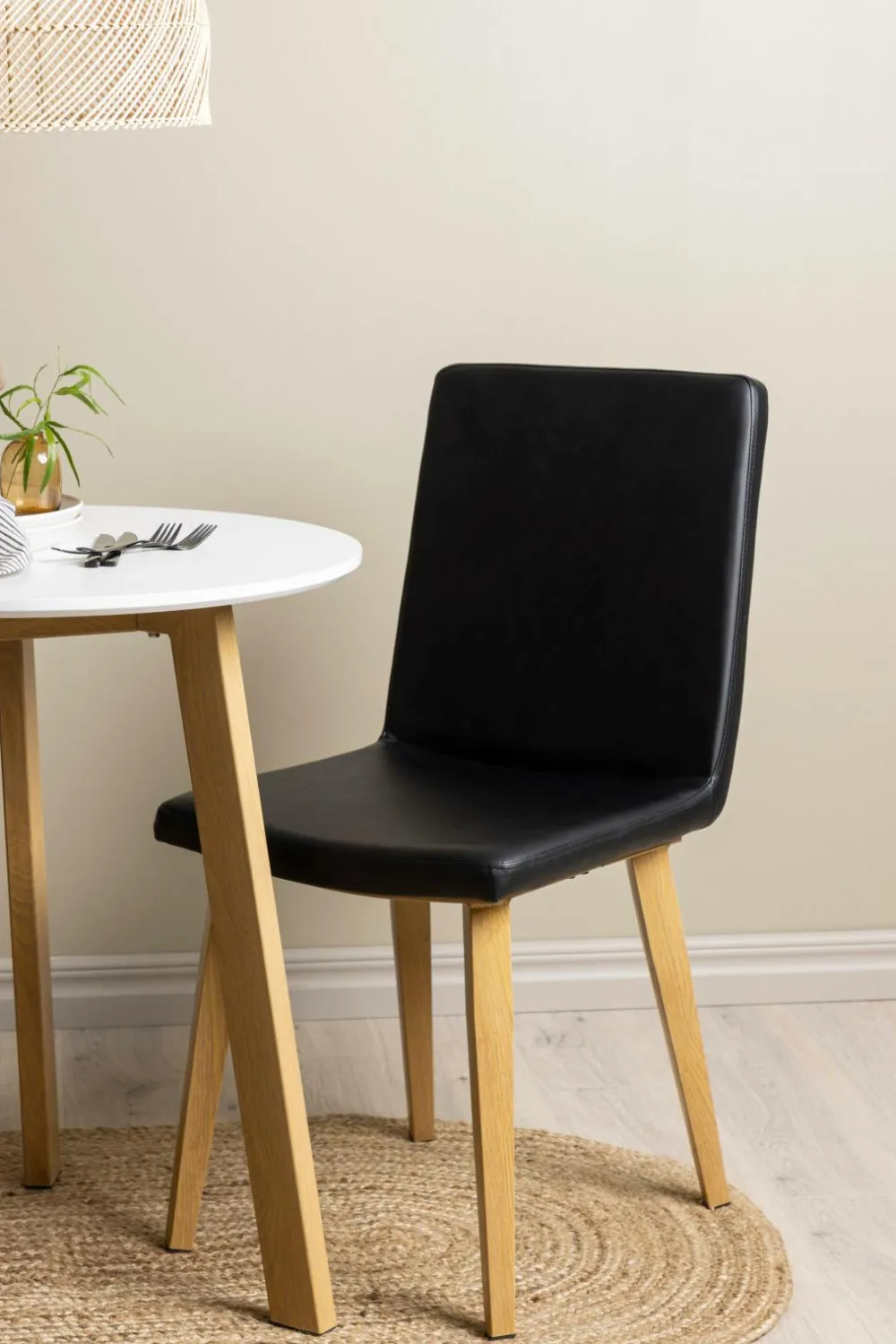 Venture Home Spisegrupper-Spisegruppe Leonora med 2 stk. stole Today